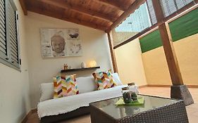 Iris Holiday Apartment